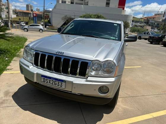JEEP GRAND CHEROKEE 4.7 LIMITED 4X4 V8 16V GASOLINA 4P AUTOMÁTICO